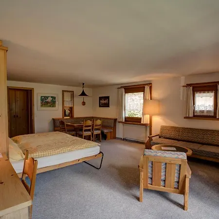 Chesa Munteratsch 2-zimmerwohnung 201 Typ E Apartamento *