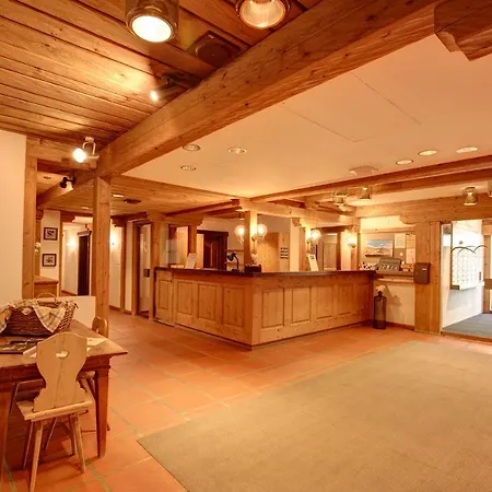 Chesa Munteratsch 2-zimmerwohnung 201 Typ E Apartamento *